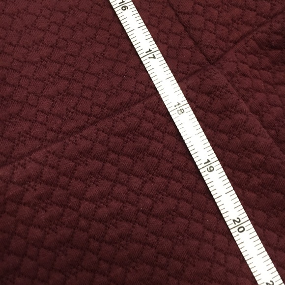 Beautiful fit and flair dress - Picture 7 of 7